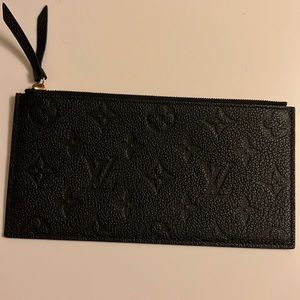 LOUIS VUITTON Empreinte Felicie Chain Wallet Zippered Insert
